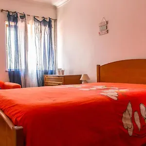 Quarto em Acomodações Particulares Lovely And Cozy